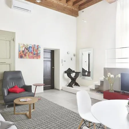 Miranda Al Palazzo Dipinto 公寓 卢卡