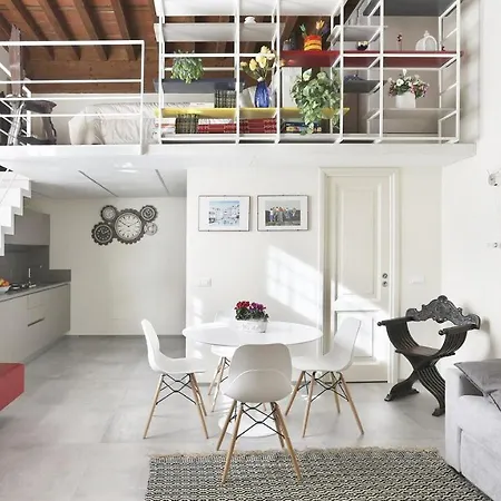 Miranda Al Palazzo Dipinto